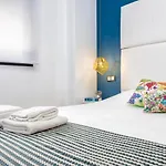 Апартаменты Atico Terraza Privada Piscina Centro Ac Nuevo 1hab